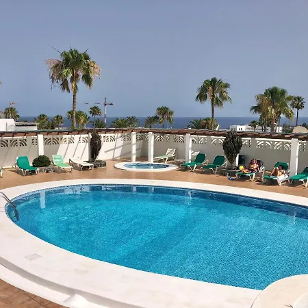 Blue Sea View Apartment